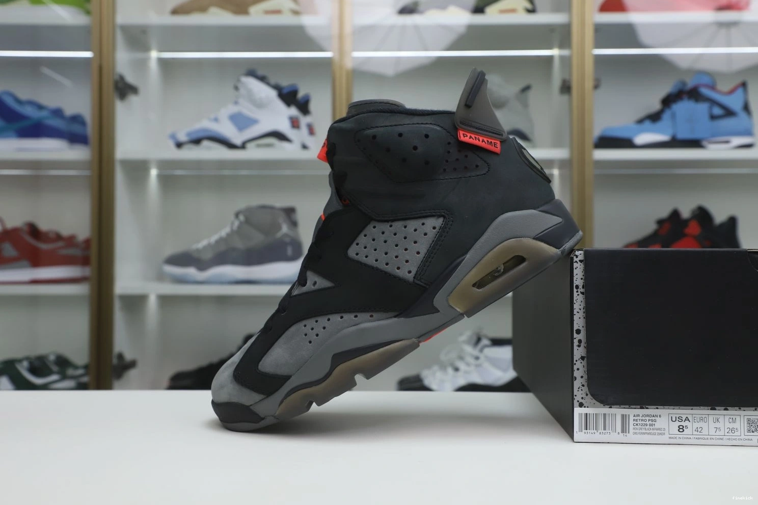 JORDAN RETRO X PARIS GREY' AIR SAINT-GERMAIN 'IRON 6 0105